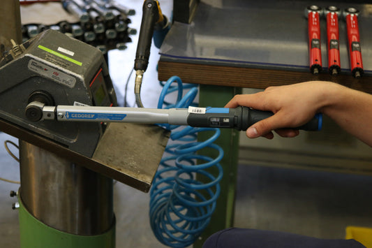 Cómo elegir una llave dinamométrica: guía práctica para uso profesional