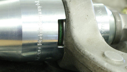 KL-0043-11 B - Dispositiu de tracció per a casquet de junta, Mercedes