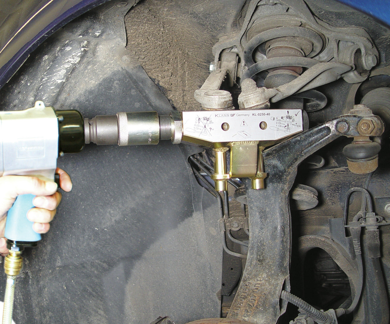 KL-0250-40 - Extractor per a Pern de Subjecció, Audi A4 / VW Passat